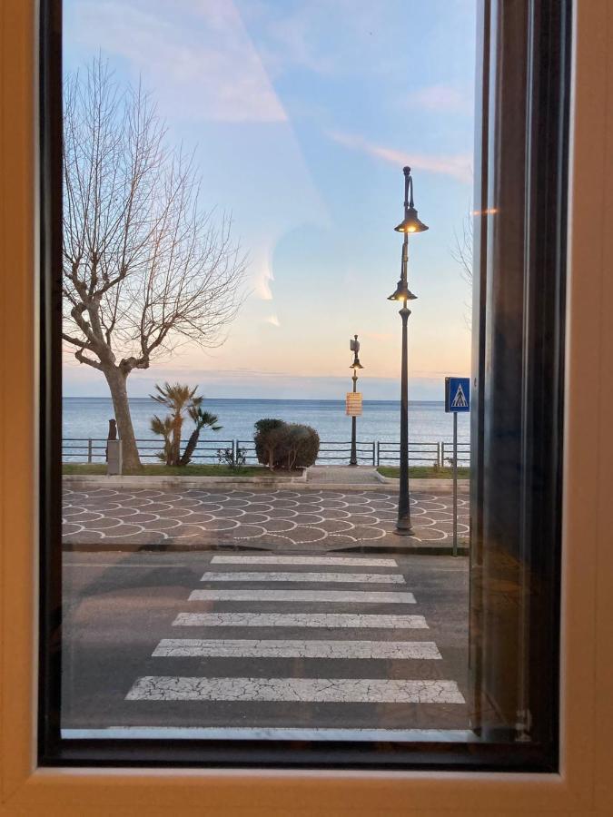 Una Finestra Sul Mare 马奥莱 外观 照片